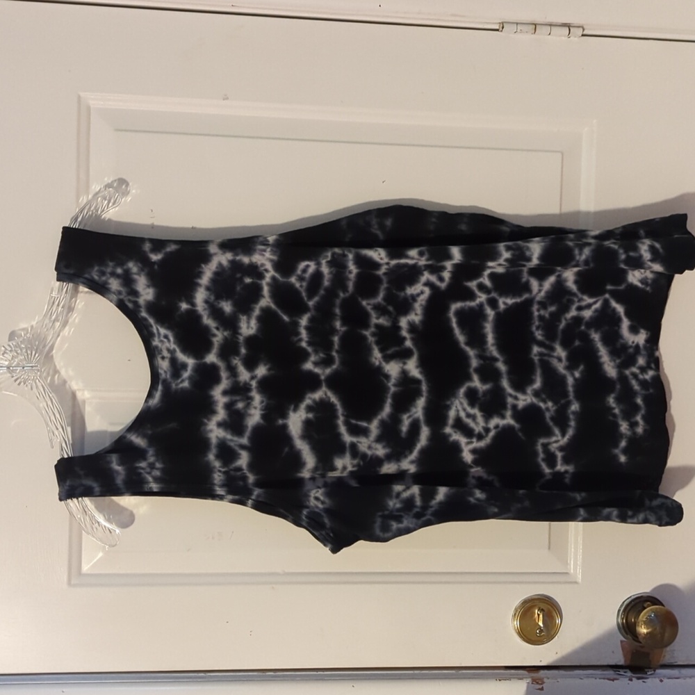 Stranger Things Black Tie Dye Tank Top Men's XL Netflix - Picture 5 of 9